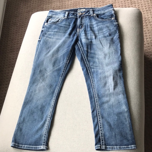 ⭐️4 for 20⭐️ Warehouse One size 4 blue jean capris - Picture 2 of 11